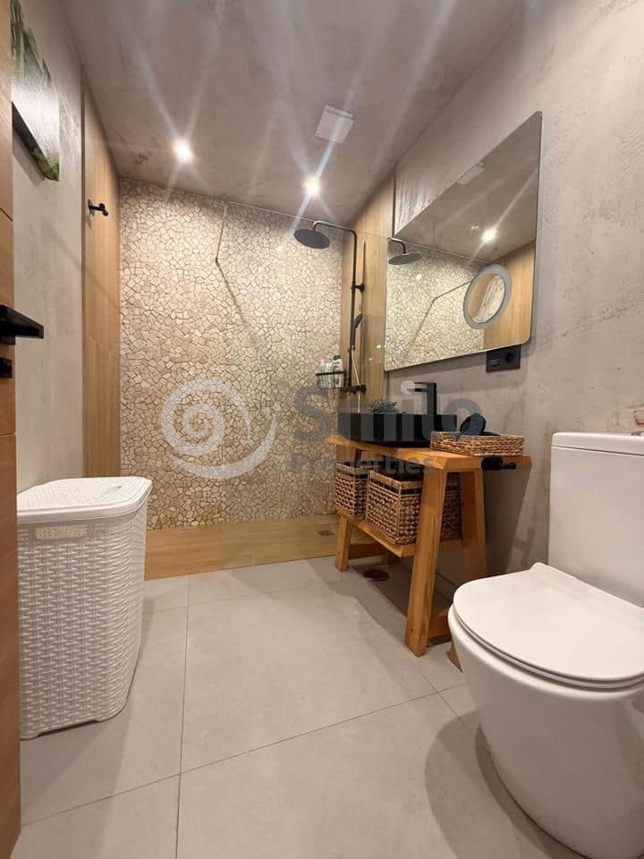 2 soverom Leilighet til salgs i Adeje med svømmebasseng - € 350 000 (Ref: 9075575)