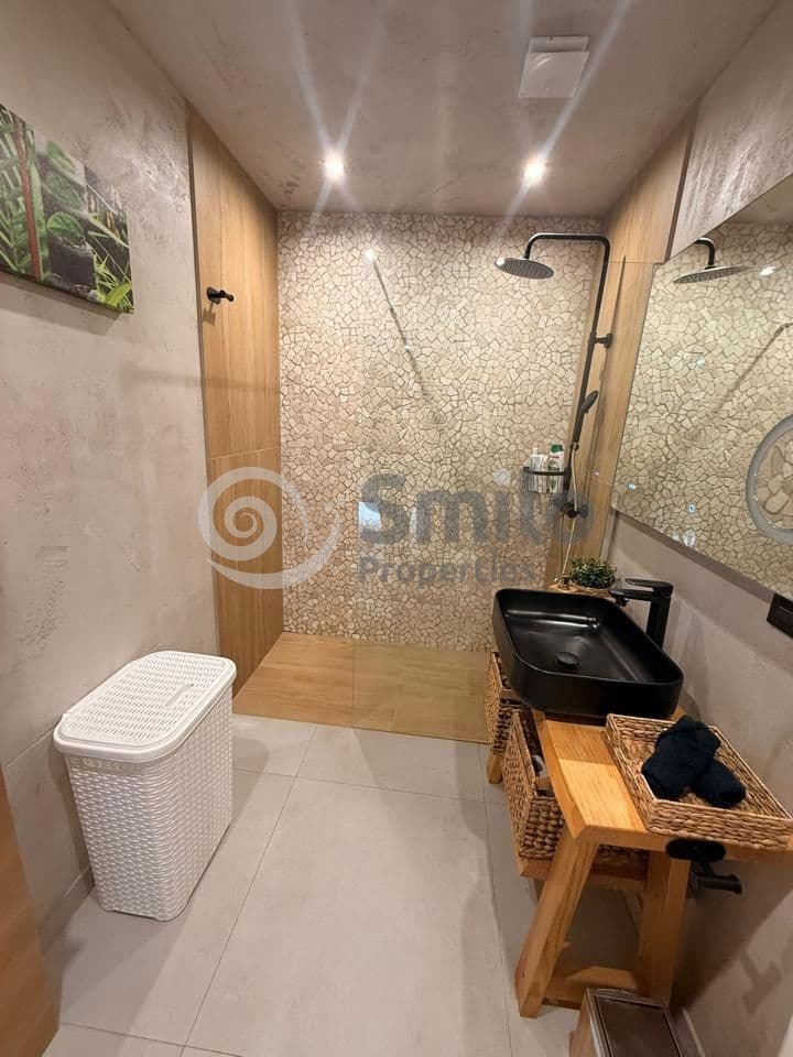 2 soverom Leilighet til salgs i Adeje med svømmebasseng - € 350 000 (Ref: 9075575)