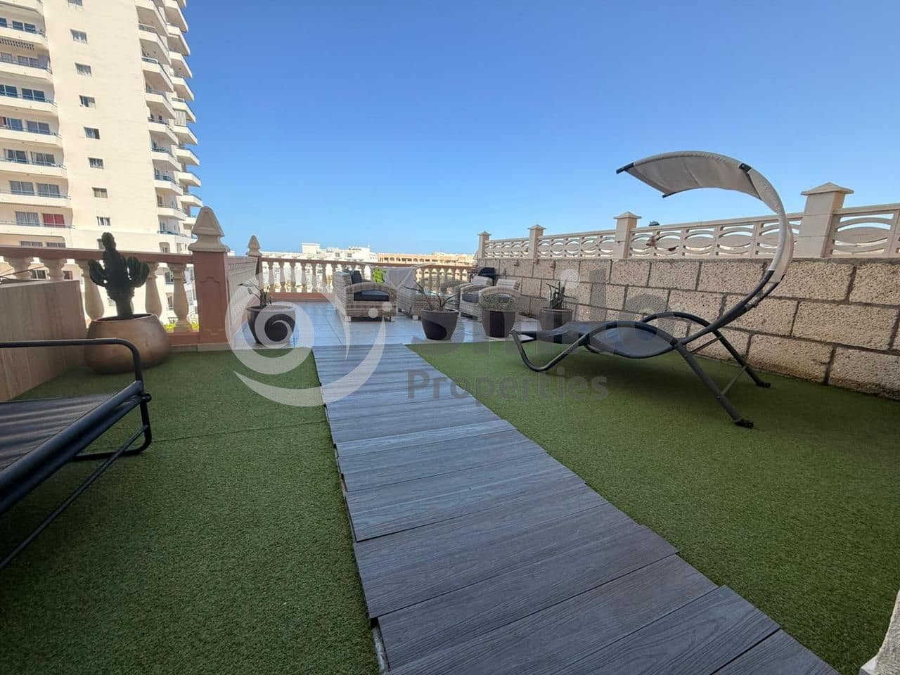 2 soverom Leilighet til salgs i Adeje med svømmebasseng - € 350 000 (Ref: 9075575)