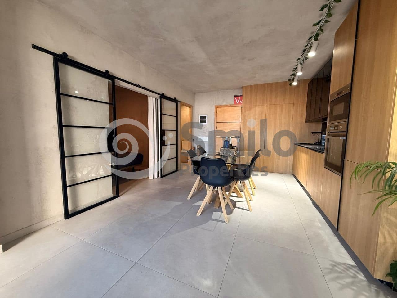 2 soverom Leilighet til salgs i Adeje med svømmebasseng - € 350 000 (Ref: 9075575)