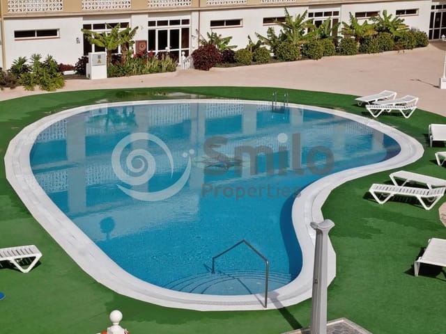 1 slaapkamer Flat te koop in Costa del Silencio, Arona met zwembad - € 205.800 (Ref: 9076827)