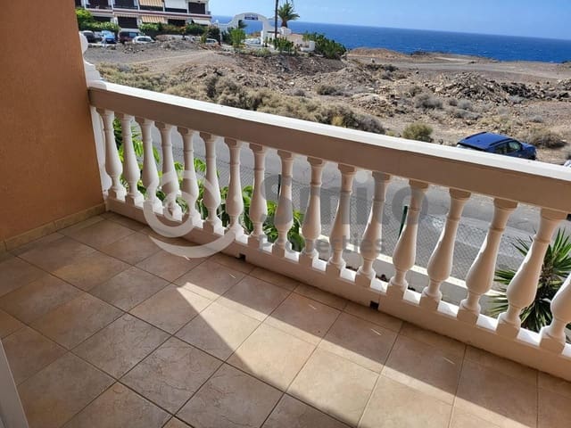 1 slaapkamer Flat te koop in Costa del Silencio, Arona met zwembad - € 205.800 (Ref: 9076827)