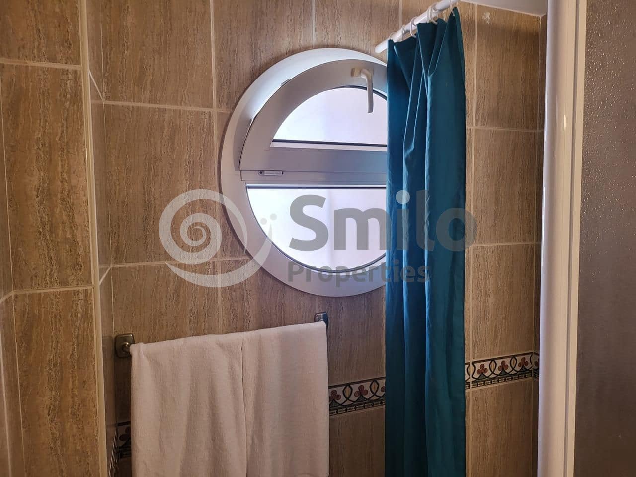 Flat te koop in Arona met zwembad - € 158.500 (Ref: 9076828)