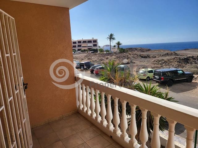 Flat te koop in Costa del Silencio, Arona met zwembad - € 158.500 (Ref: 9076828)