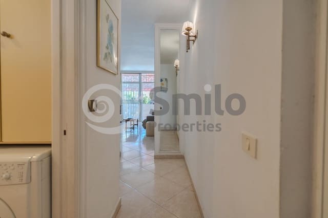 1 slaapkamer Flat te koop in Costa del Silencio, Arona met zwembad - € 169.000 (Ref: 9109440)