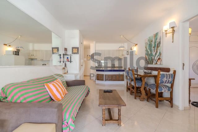 1 slaapkamer Flat te koop in Costa del Silencio, Arona met zwembad - € 169.000 (Ref: 9109440)