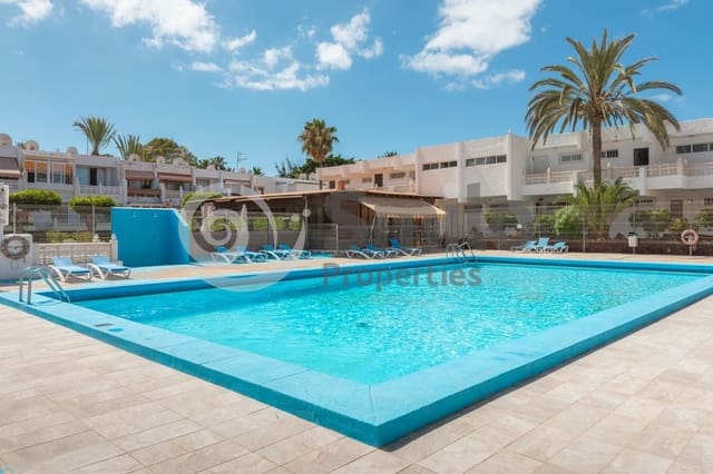 1 slaapkamer Flat te koop in Costa del Silencio, Arona met zwembad - € 169.000 (Ref: 9109440)