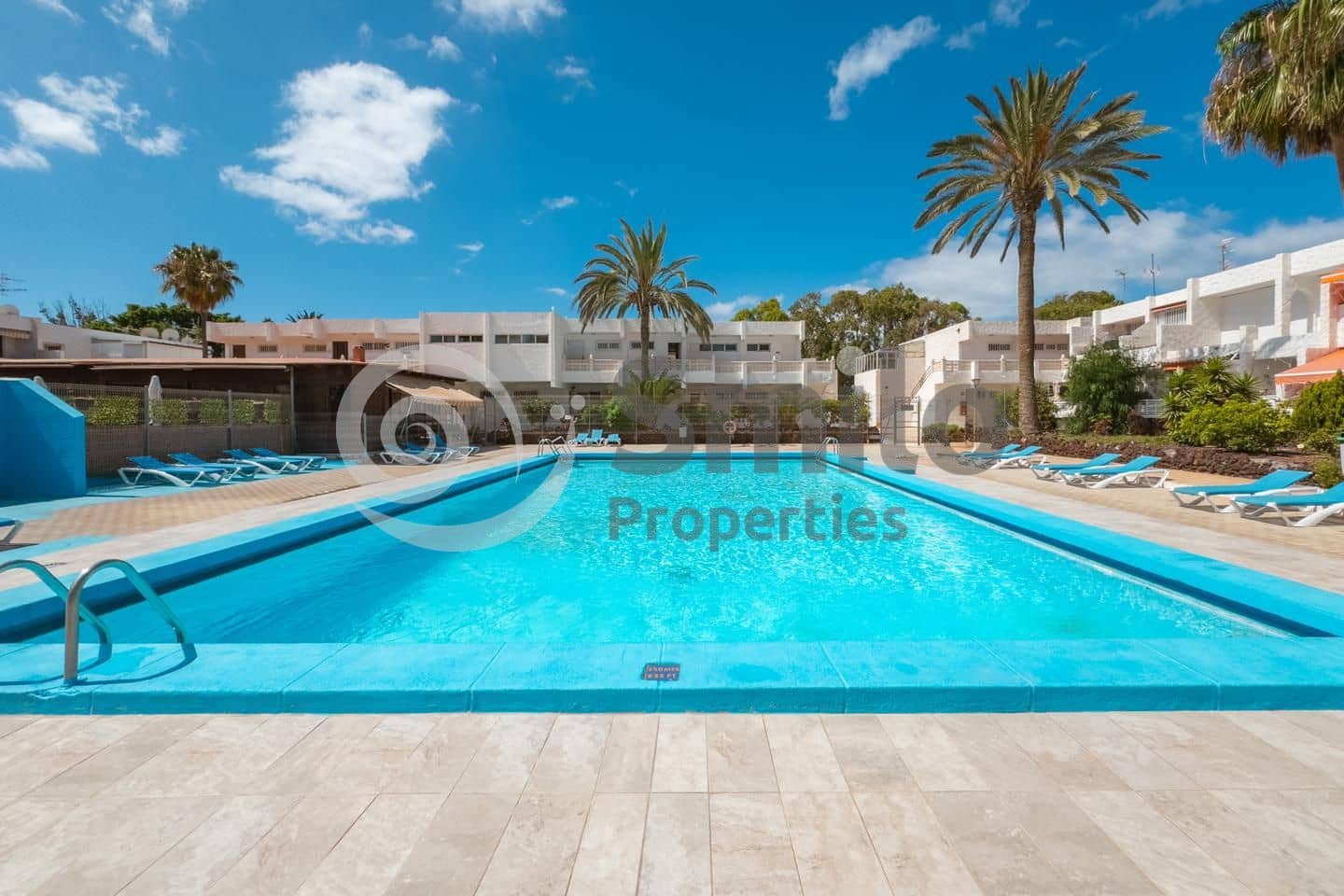 1 soverom Leilighet til salgs i Arona med svømmebasseng - € 169 000 (Ref: 9109440)