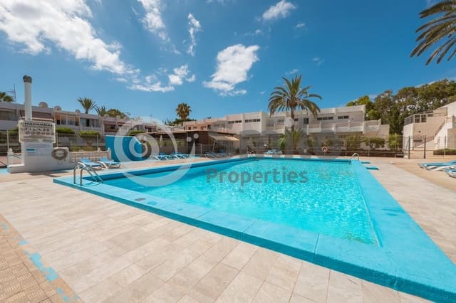 1 slaapkamer Flat te koop in Costa del Silencio, Arona met zwembad - € 169.000 (Ref: 9109440)