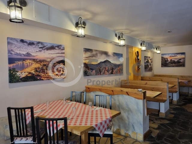 4 soveværelse Virksomhed til salg i El Medano, Granadilla de Abona - € 95.000 (Ref: 9131511)