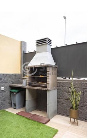 4 soveværelse Villa til salg i Las Chafiras (San Miguel), San Miguel de Abona med swimmingpool garage - € 421.500 (Ref: 9136109)