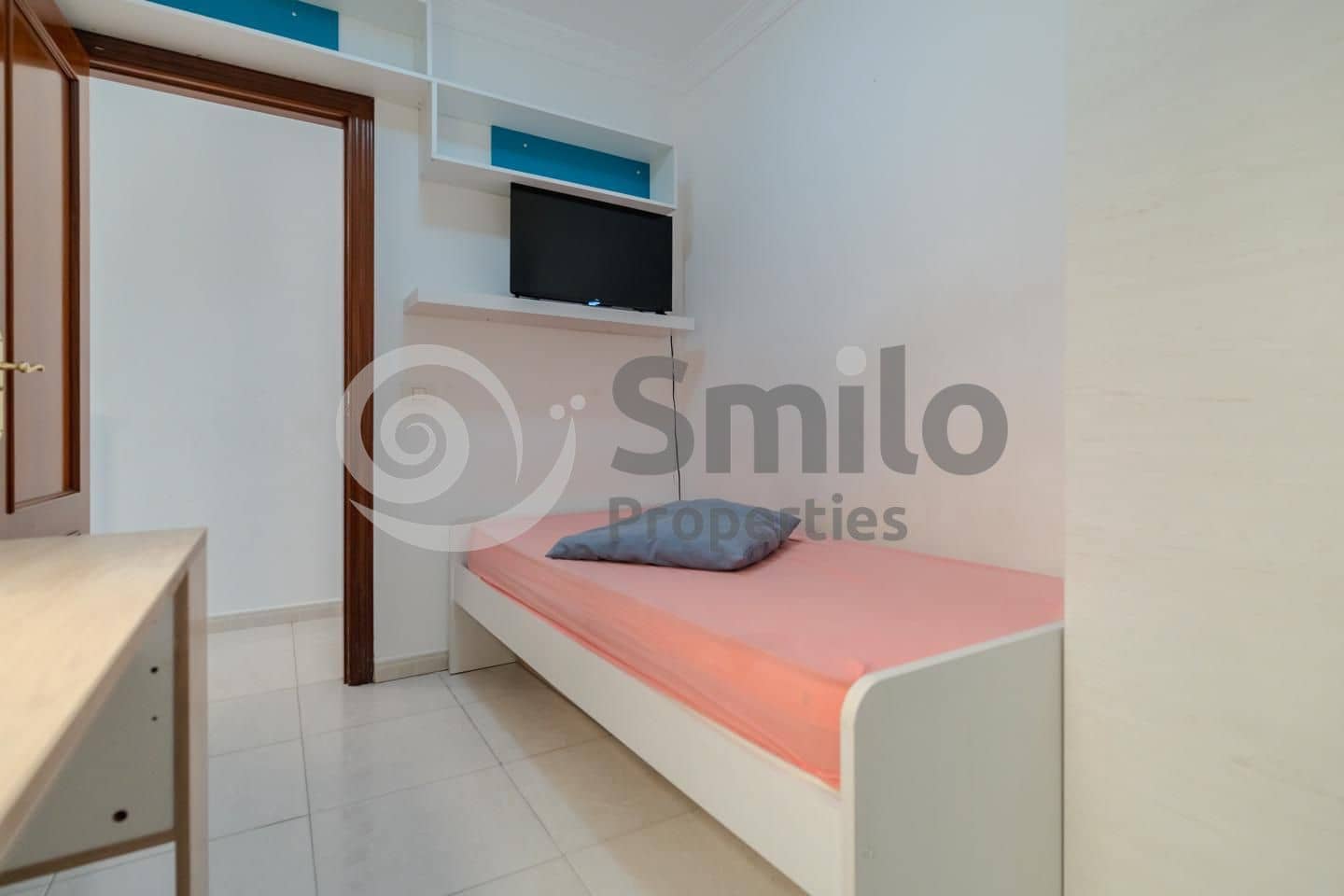 2 bedroom Flat for sale in Arona - € 179,900 (Ref: 9165164)