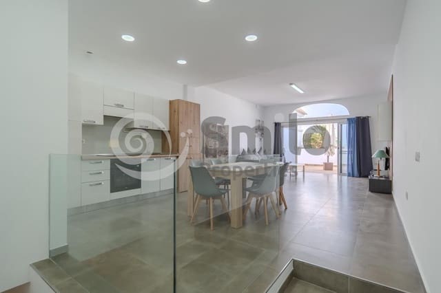 Piso de 2 habitaciones en San Eugenio Alto, Adeje en venta - 350.000 € (Ref: 9175574)