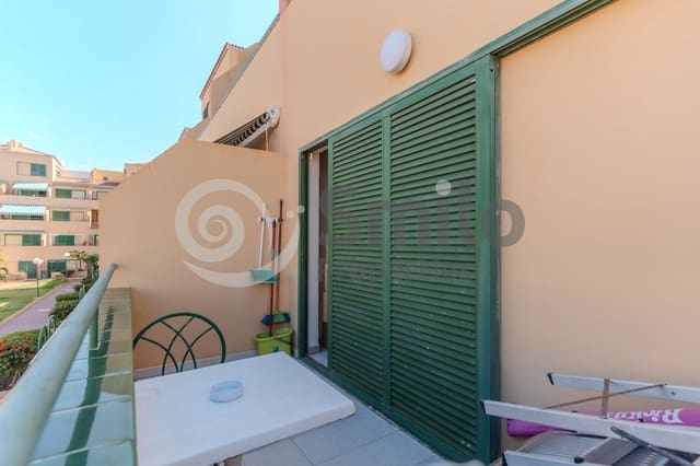 1 slaapkamer Flat te koop in Costa del Silencio, Arona met zwembad garage - € 157.500 (Ref: 9196997)