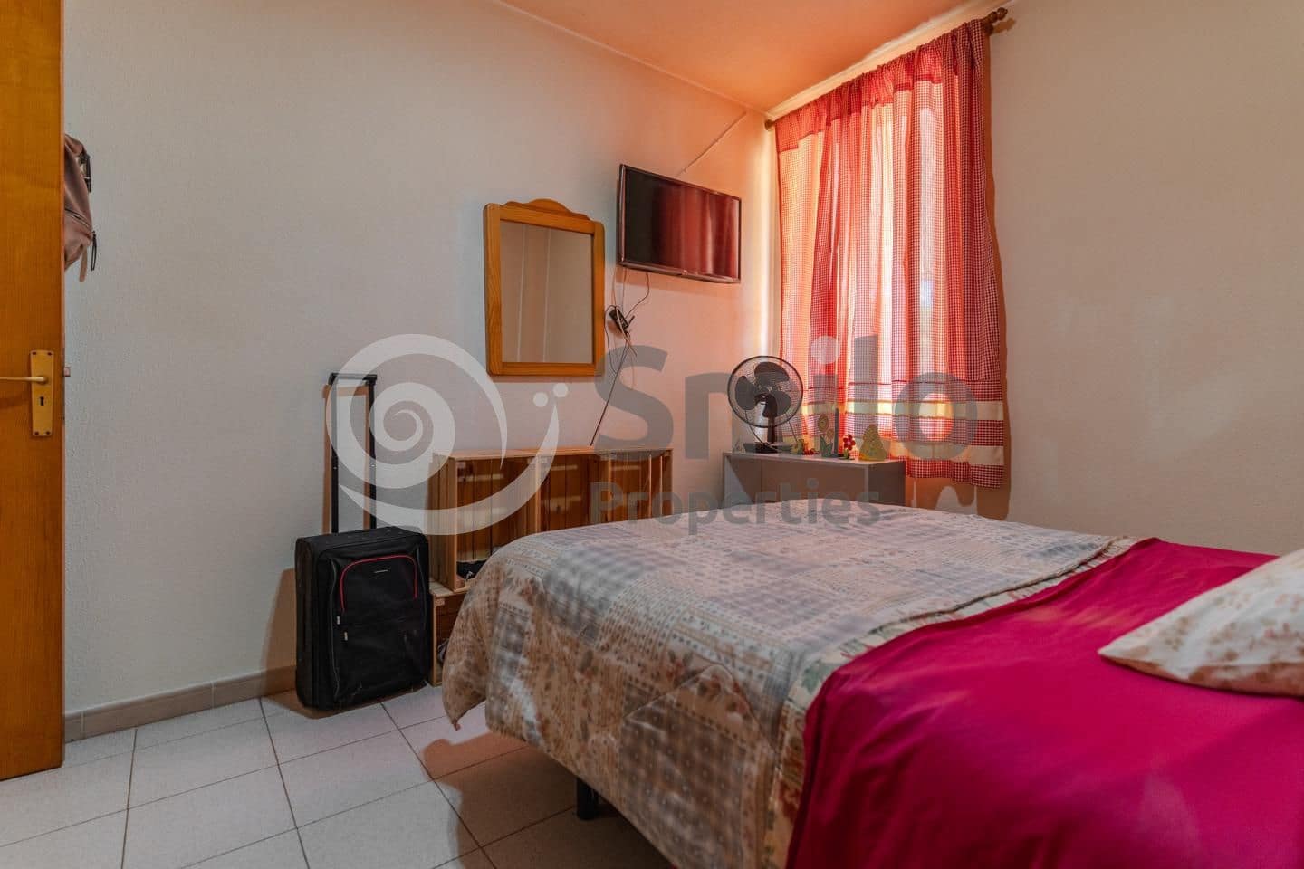 1 sypialnia Mieszkanie na sprzedaż w Arona z basenem garażem - 157 500 € (Ref: 9196997)