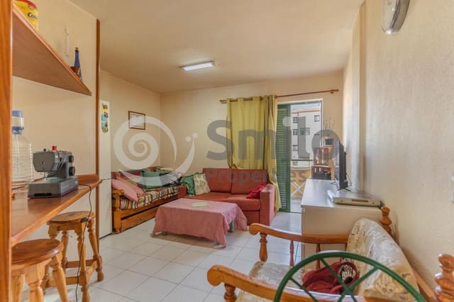 1 slaapkamer Flat te koop in Costa del Silencio, Arona met zwembad garage - € 157.500 (Ref: 9196997)