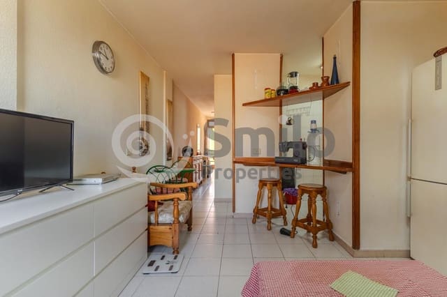 1 slaapkamer Flat te koop in Costa del Silencio, Arona met zwembad garage - € 157.500 (Ref: 9196997)