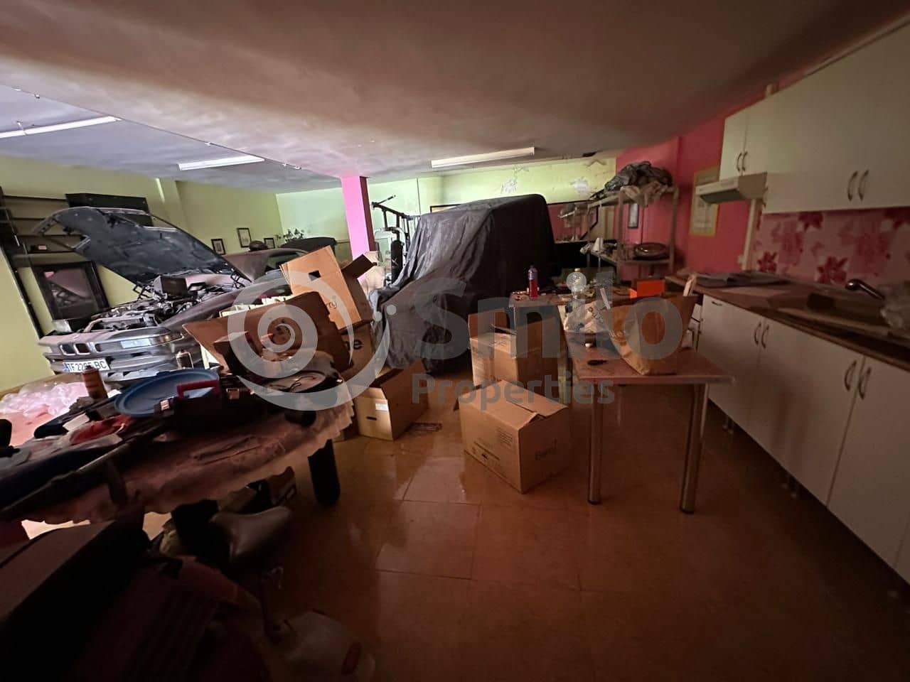 5 bedroom Villa for sale in Arona with pool garage - € 750,000 (Ref: 9245595)