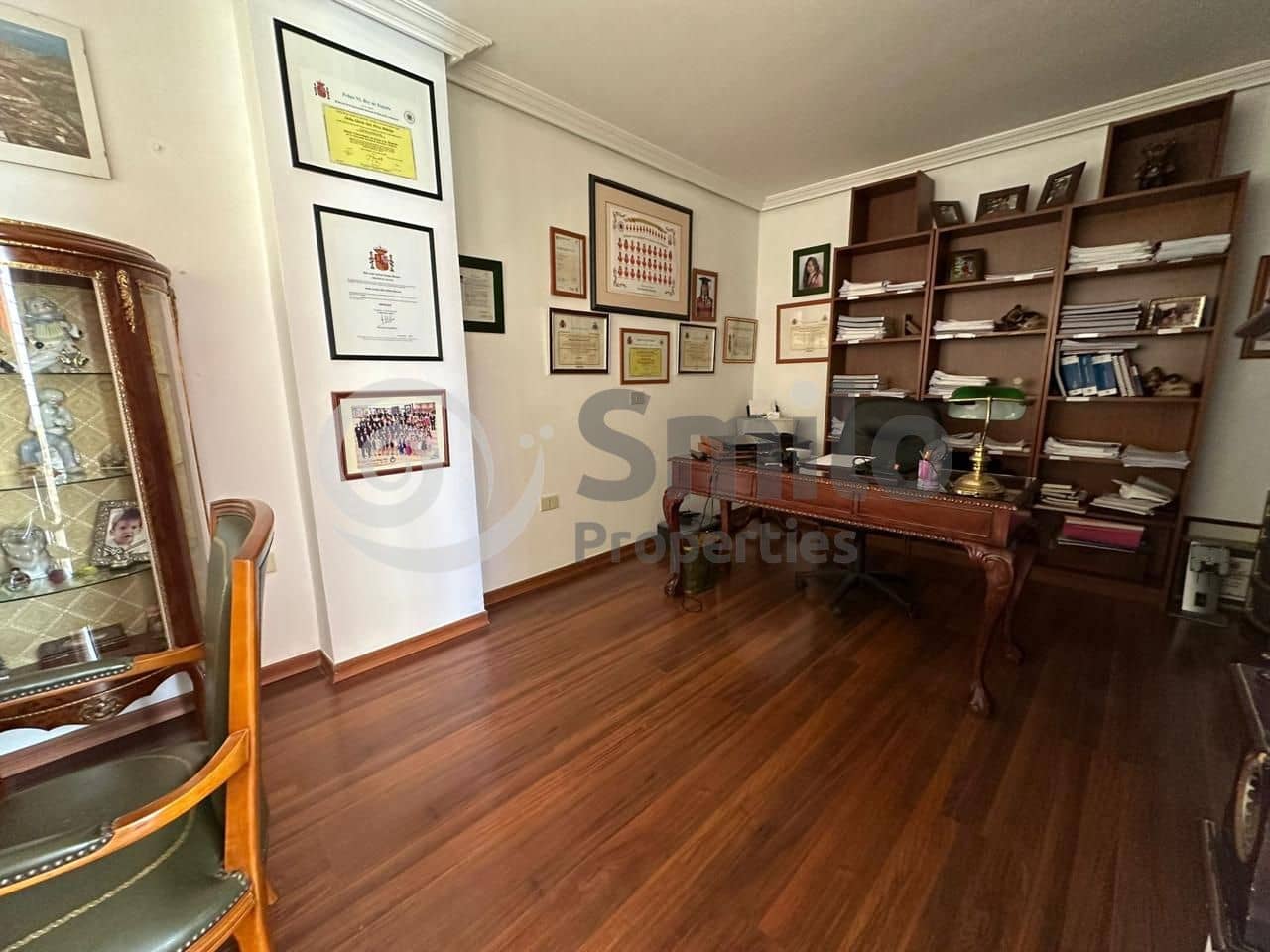 5 bedroom Villa for sale in Arona with pool garage - € 750,000 (Ref: 9245595)