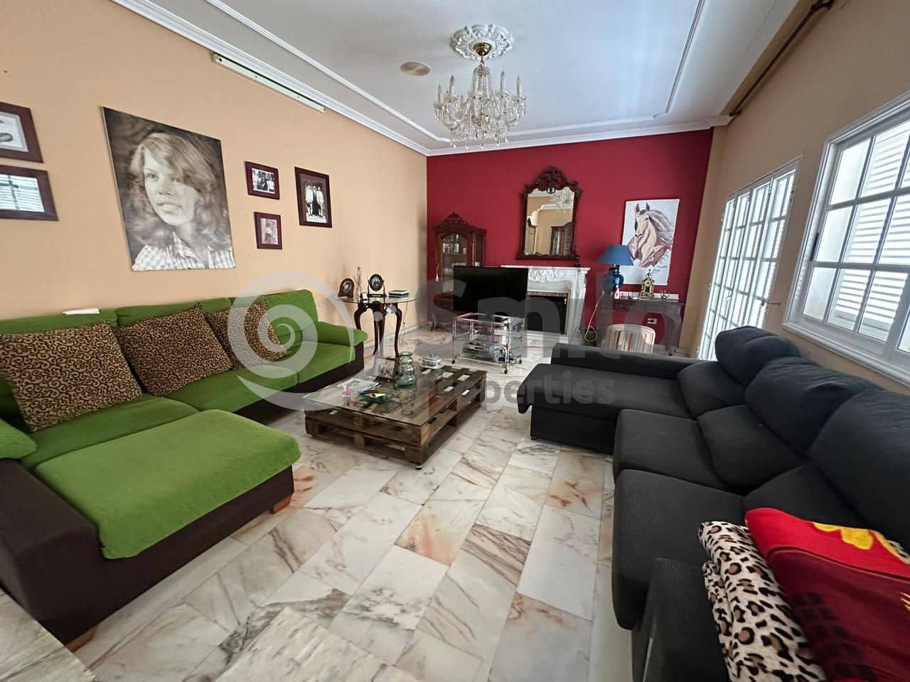 5 bedroom Villa for sale in Arona with pool garage - € 750,000 (Ref: 9245595)