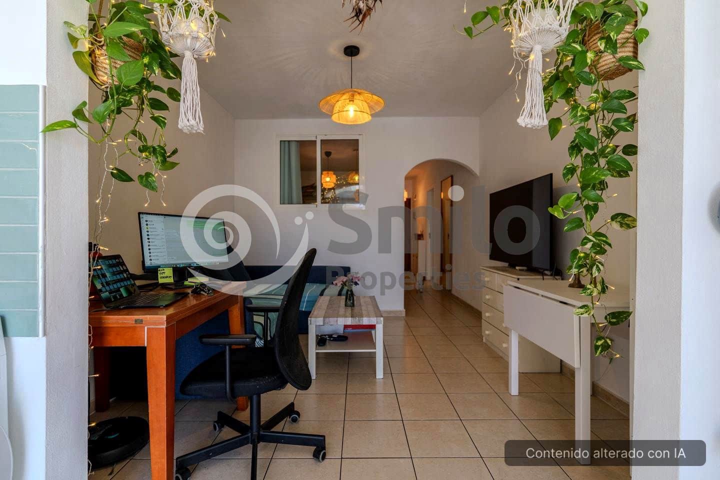 2 makuuhuone Asunto myytävänä paikassa Los Cristianos - 257 000 € (Ref: 9329694)