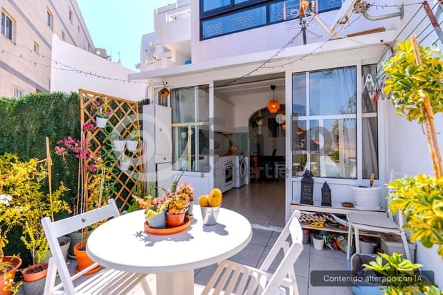 2 makuuhuone Asunto myytävänä paikassa Los Cristianos, Arona - 257 000 € (Ref: 9329694)