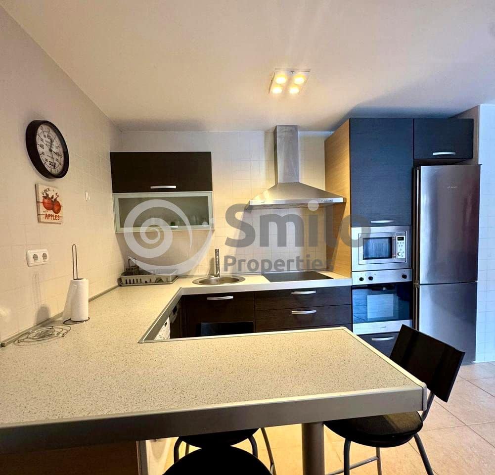 1 slaapkamer Flat te huur in Arona met zwembad garage - € 1.250 (Ref: 9341782)