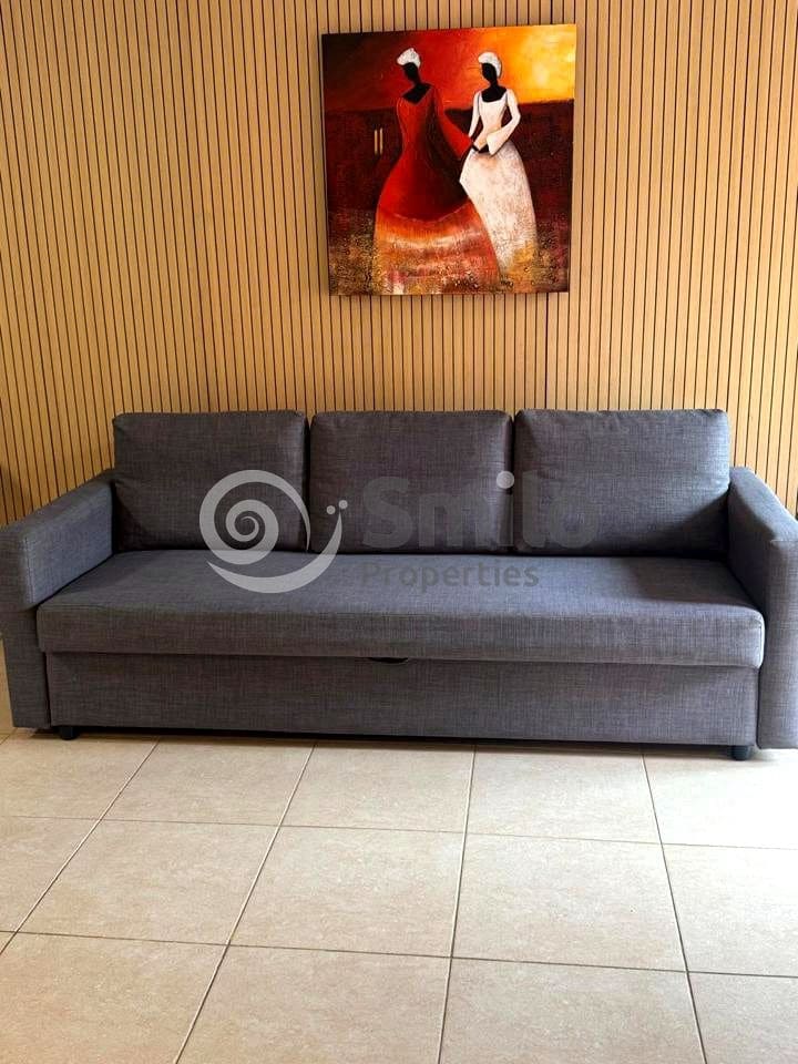 1 slaapkamer Flat te huur in Arona met zwembad garage - € 1.250 (Ref: 9341782)