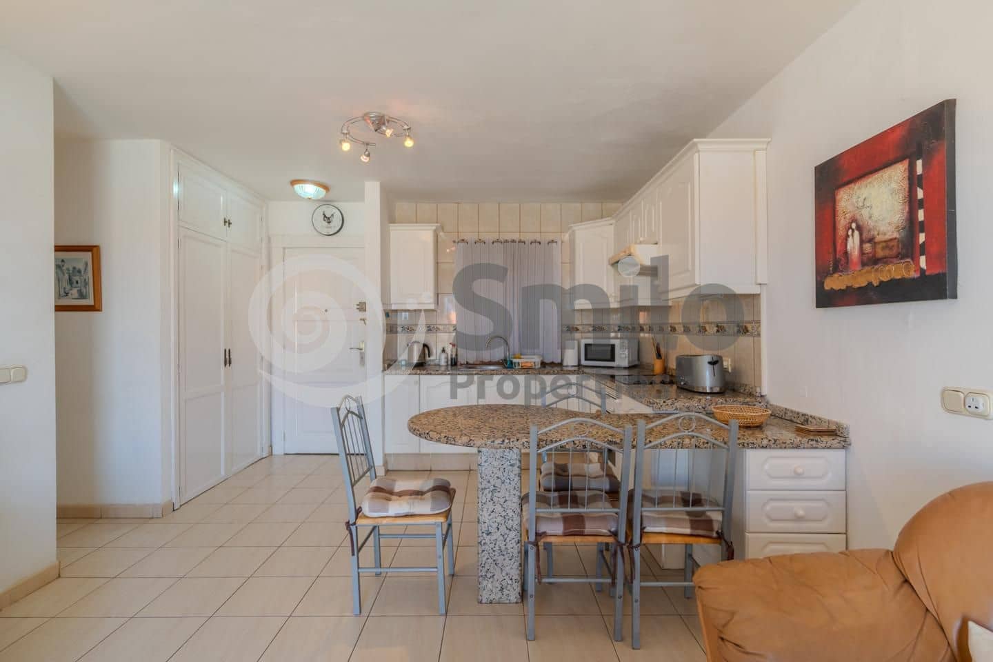 2 sovrum Lägenhet till salu i Costa Adeje med pool - 355 000 € (Ref: 9386611)