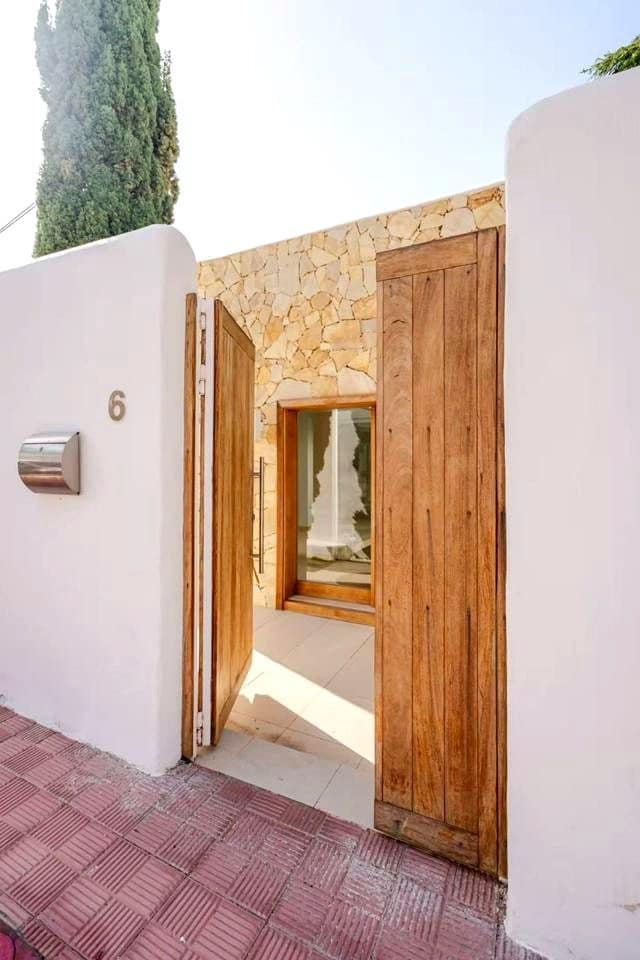 5 sovrum Villa till salu i Adeje med pool garage - 2 200 000 € (Ref: 9400203)