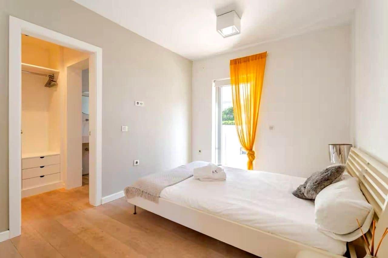 5 sovrum Villa till salu i Adeje med pool garage - 2 200 000 € (Ref: 9400203)