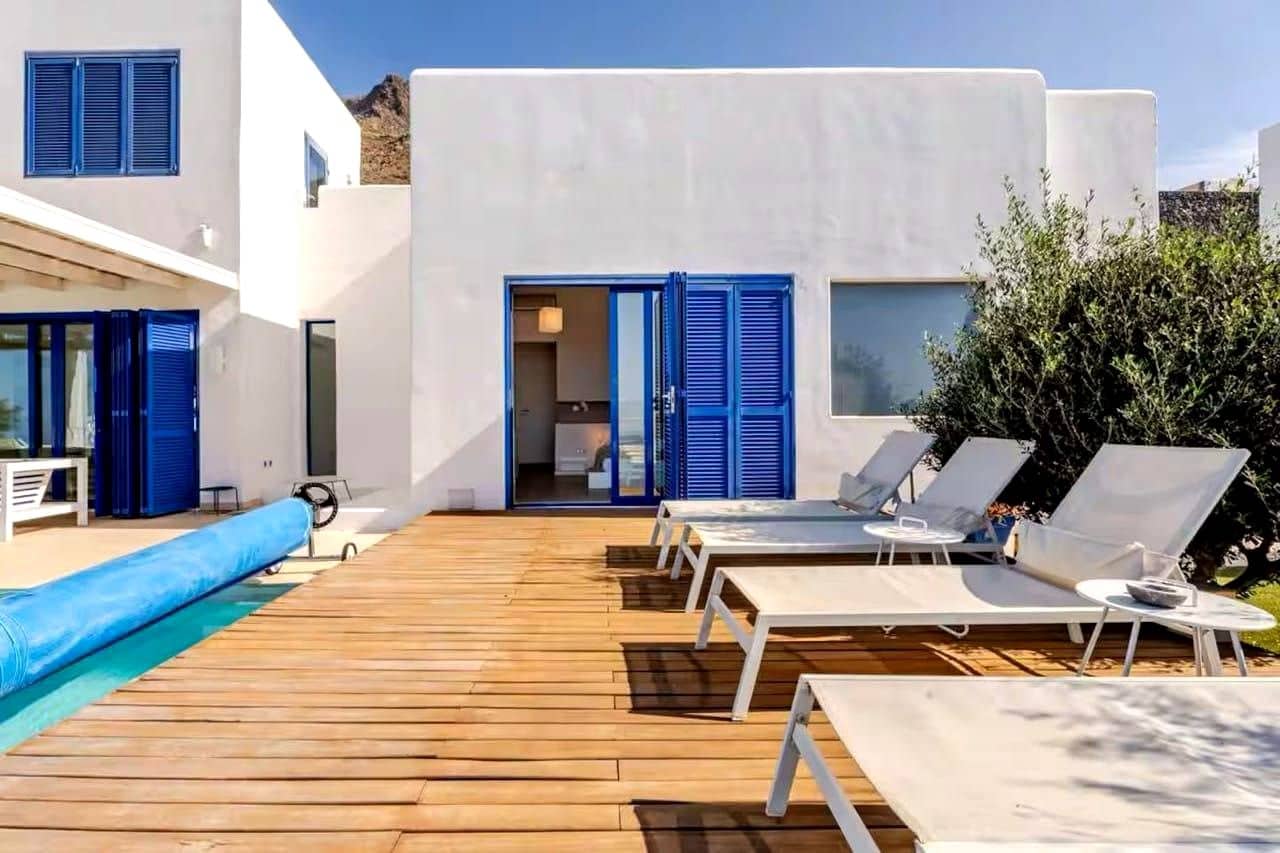 5 sovrum Villa till salu i Adeje med pool garage - 2 200 000 € (Ref: 9400203)