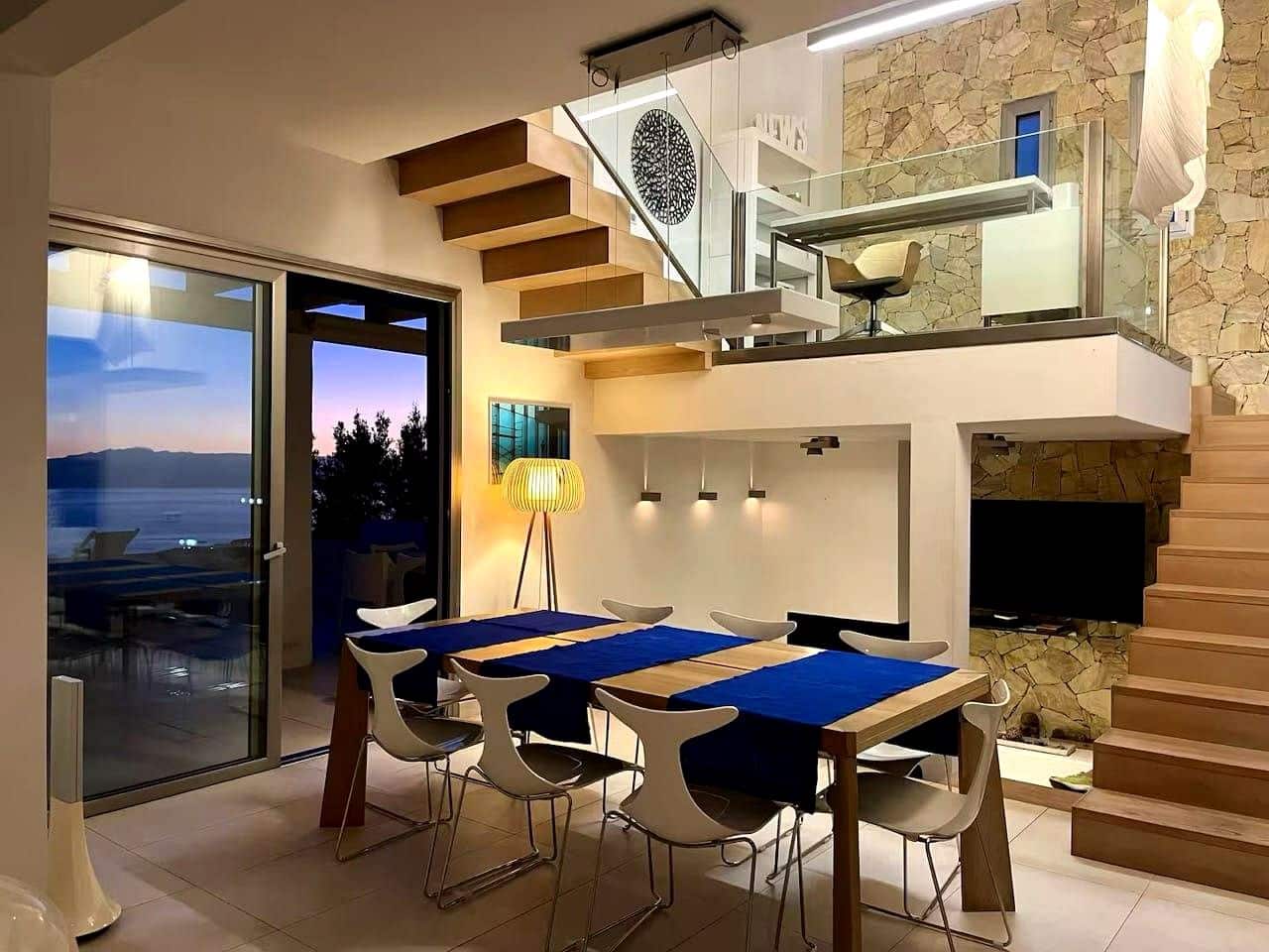 5 sovrum Villa till salu i Adeje med pool garage - 2 200 000 € (Ref: 9400203)