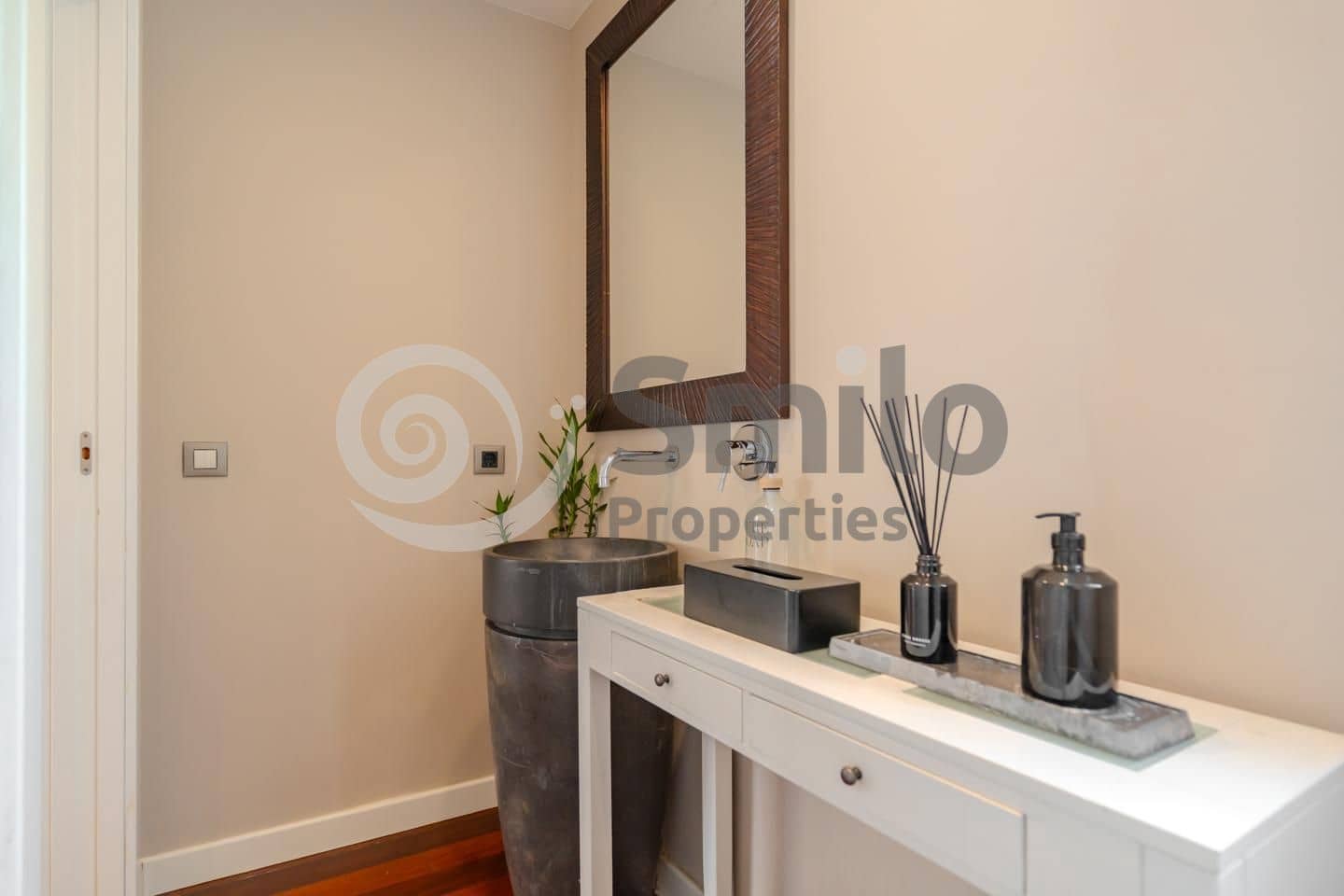 4 sovrum Villa till salu i Adeje med pool garage - 1 499 000 € (Ref: 9442029)