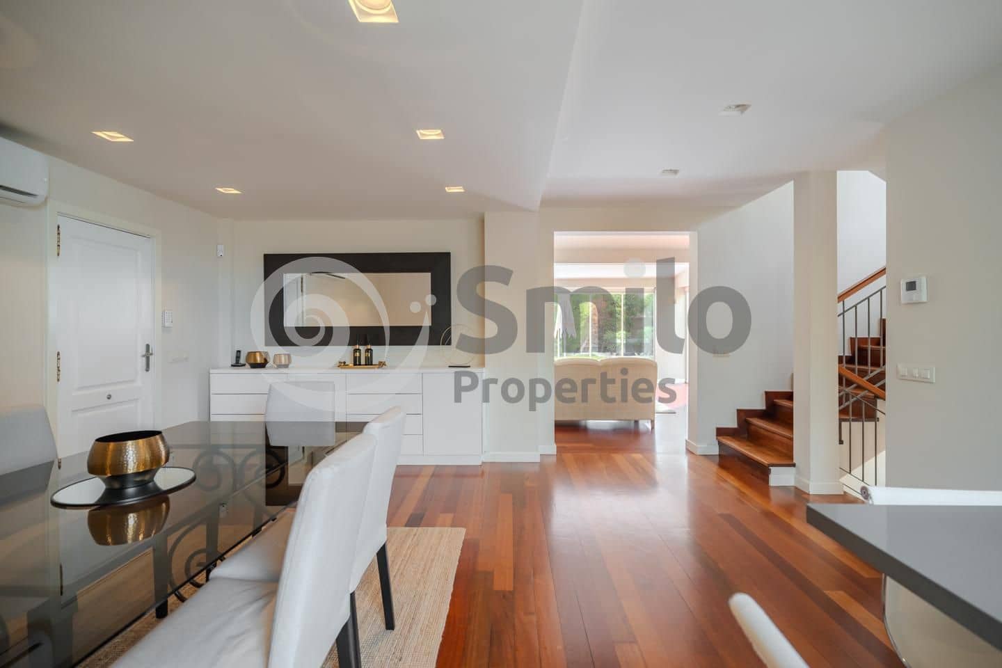 4 sovrum Villa till salu i Adeje med pool garage - 1 499 000 € (Ref: 9442029)