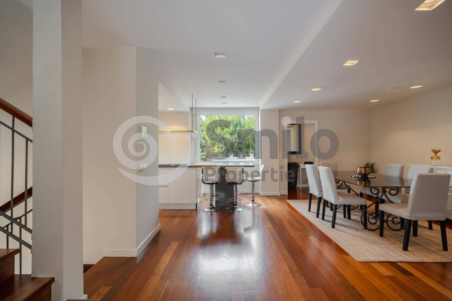 4 sovrum Villa till salu i Adeje med pool garage - 1 499 000 € (Ref: 9442029)