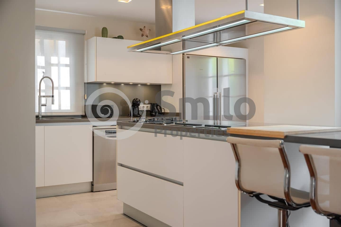 4 sovrum Villa till salu i Adeje med pool garage - 1 499 000 € (Ref: 9442029)