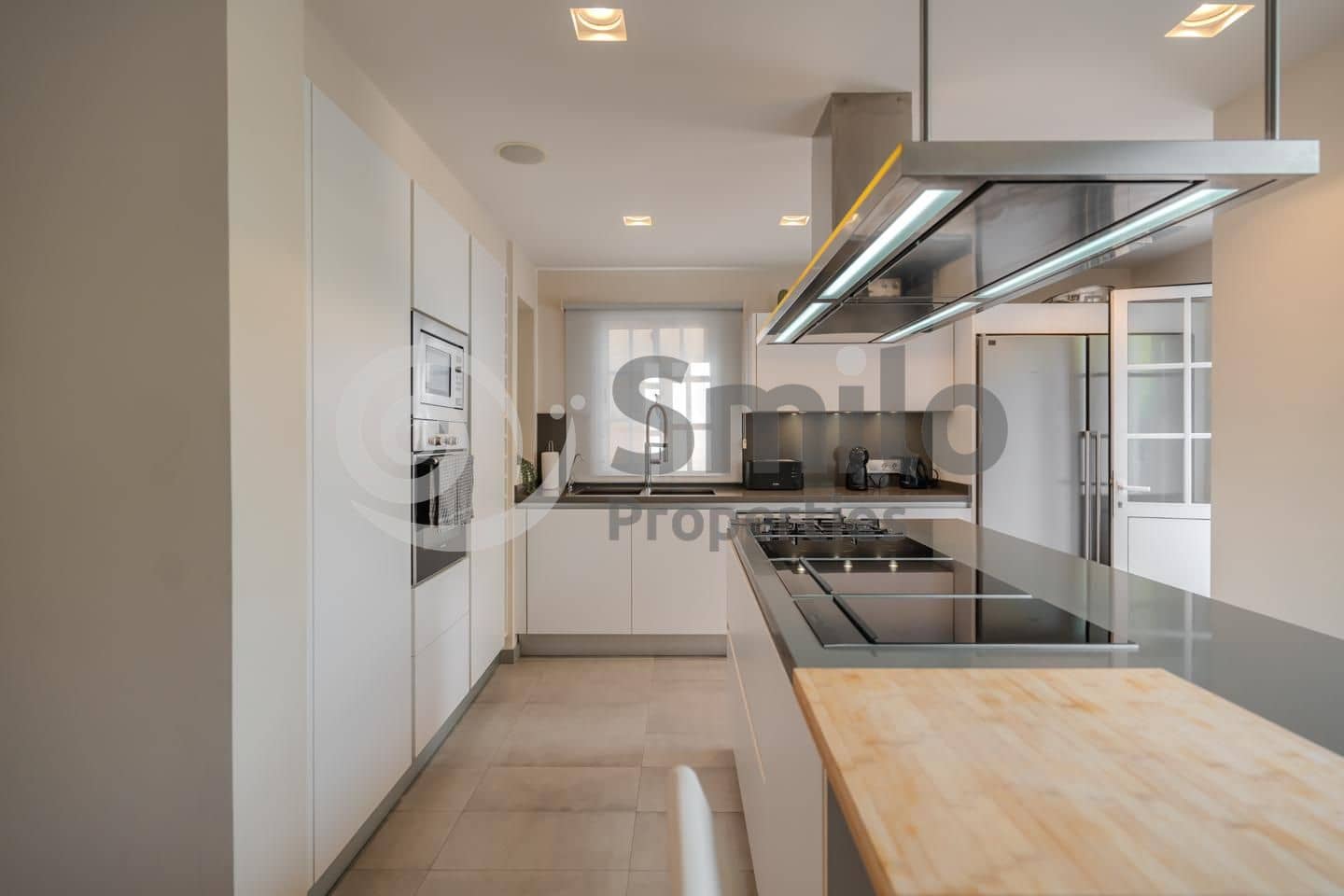 4 sovrum Villa till salu i Adeje med pool garage - 1 499 000 € (Ref: 9442029)