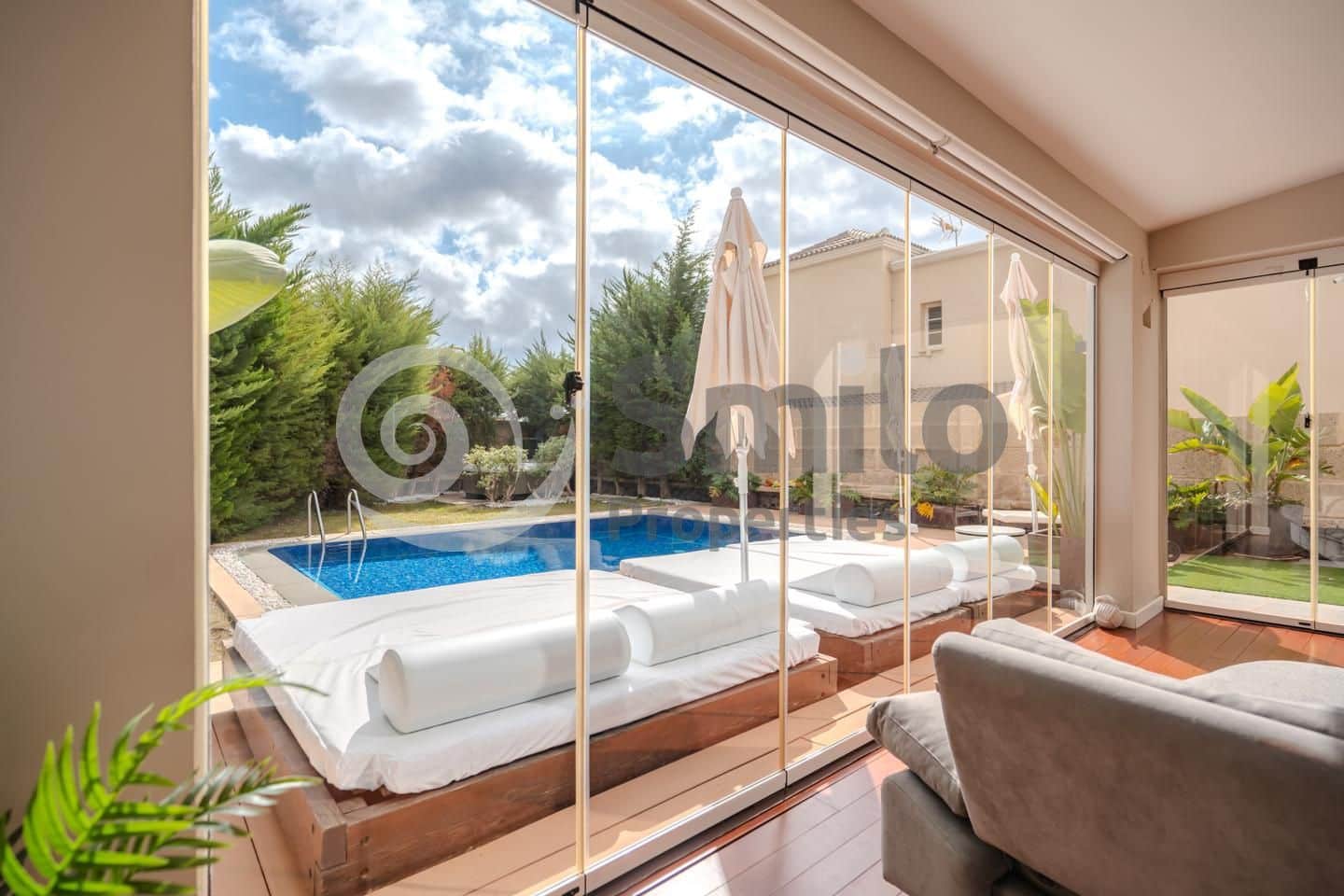 4 sovrum Villa till salu i Adeje med pool garage - 1 499 000 € (Ref: 9442029)