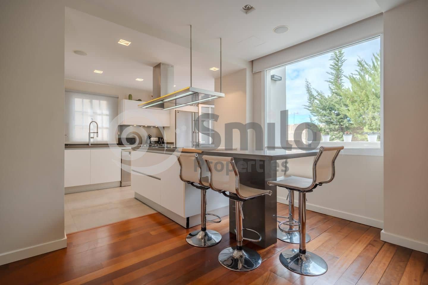 4 sovrum Villa till salu i Adeje med pool garage - 1 499 000 € (Ref: 9442029)