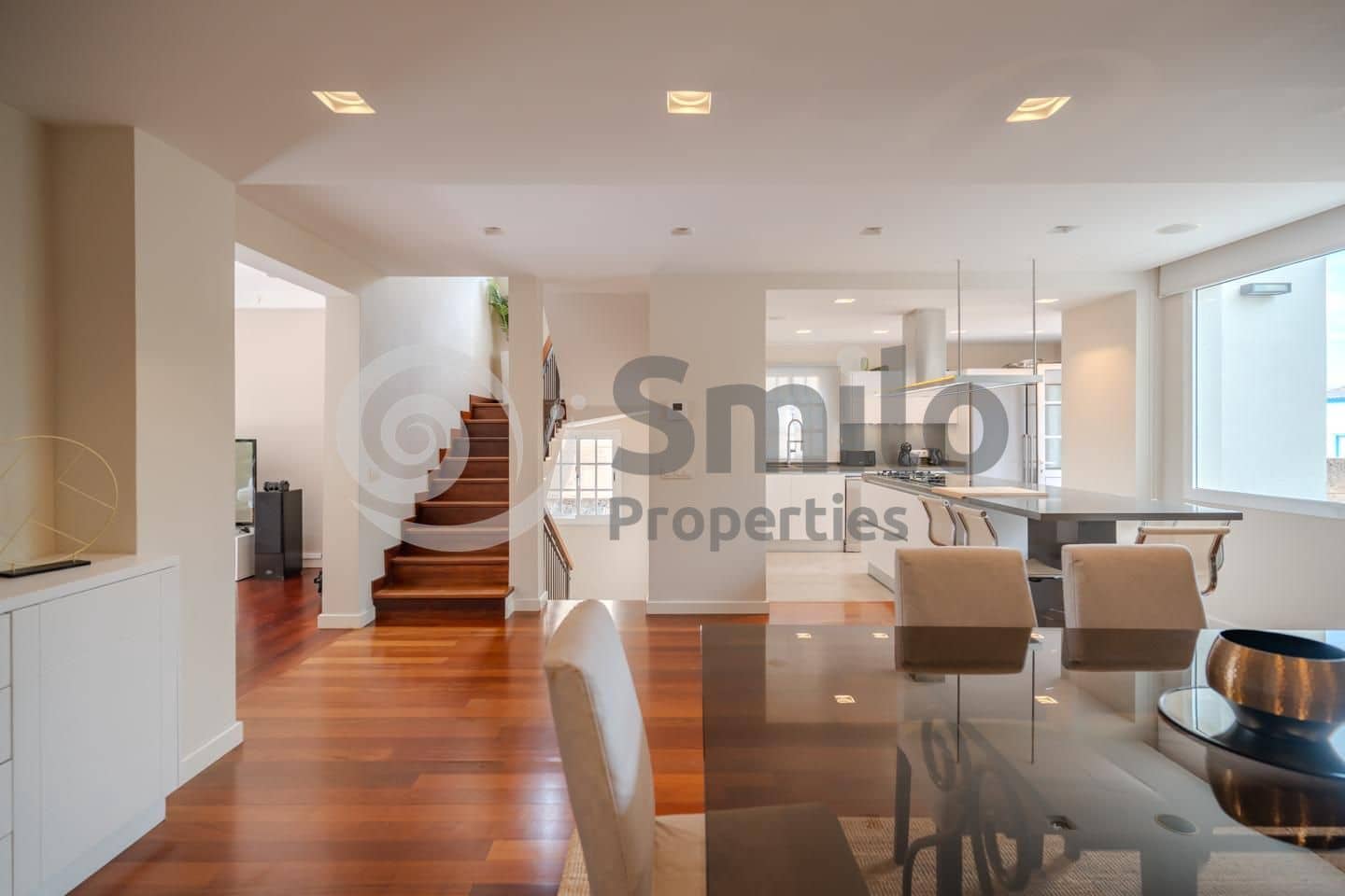 4 sovrum Villa till salu i Adeje med pool garage - 1 499 000 € (Ref: 9442029)