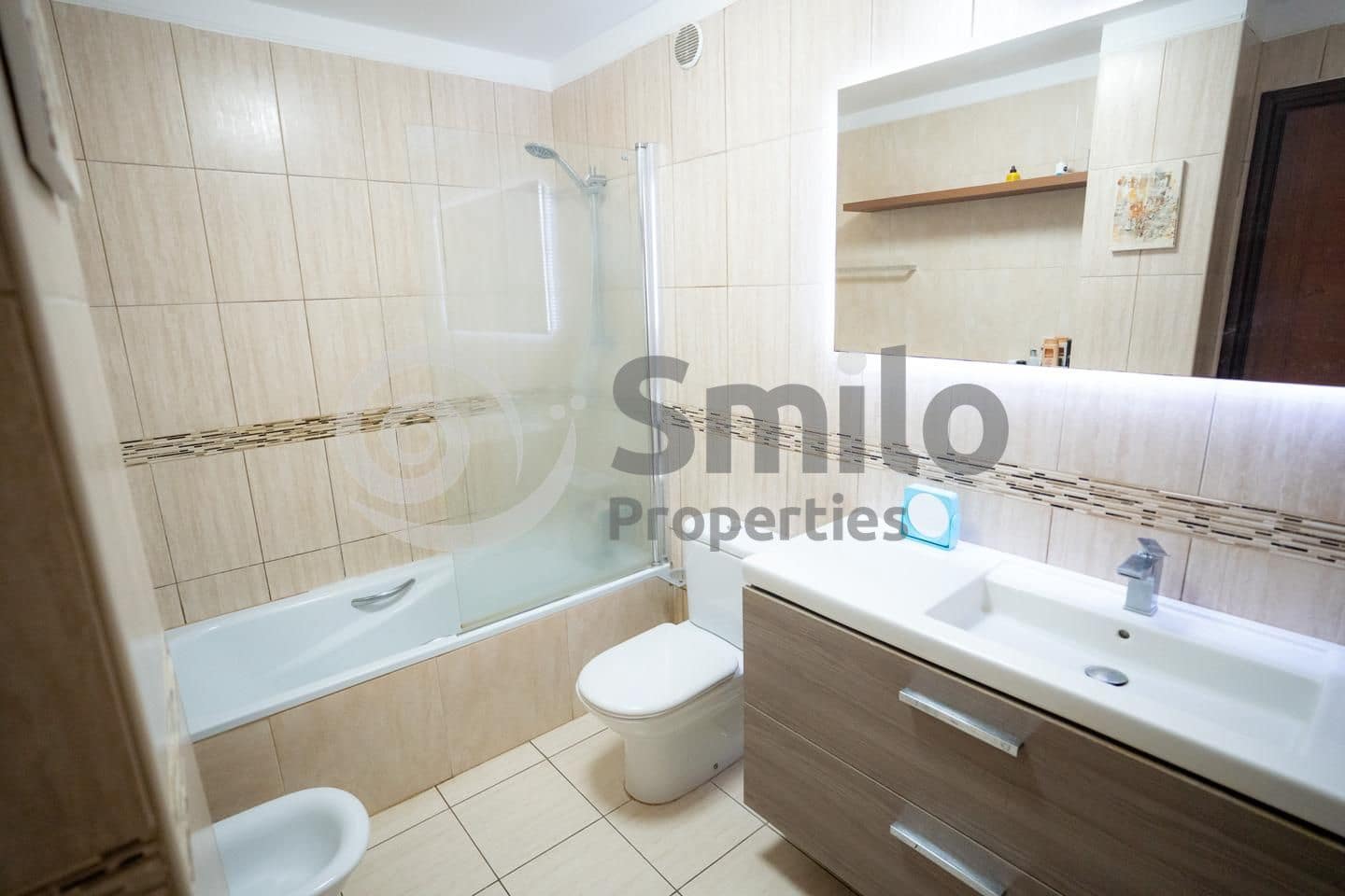 2 soverom Leilighet til salgs i Arona med garasje - € 229 900 (Ref: 9450017)