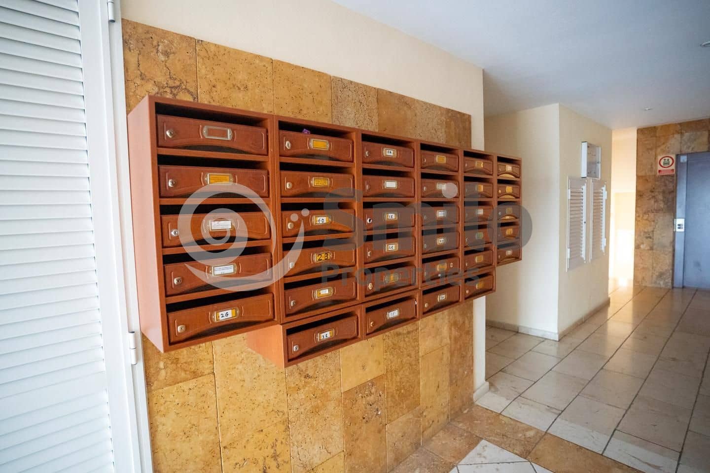 2 soverom Leilighet til salgs i Arona med garasje - € 229 900 (Ref: 9450017)