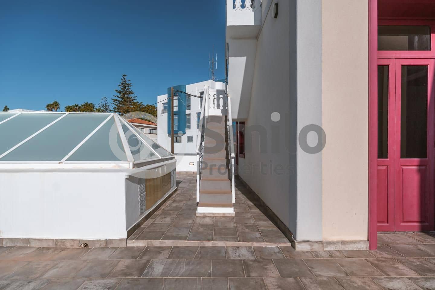 Chalet de 8 habitaciones en San Miguel de Abona en venta con garaje - 1.495.000 € (Ref: 9451447)