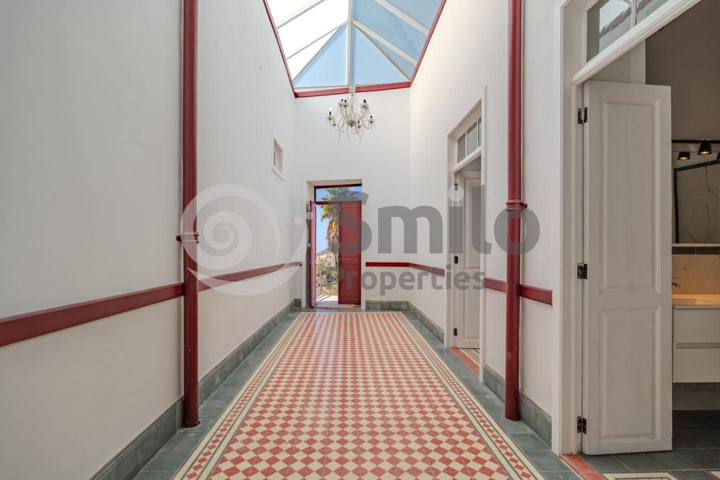 Chalet de 8 habitaciones en San Miguel de Abona en venta con garaje - 1.495.000 € (Ref: 9451447)