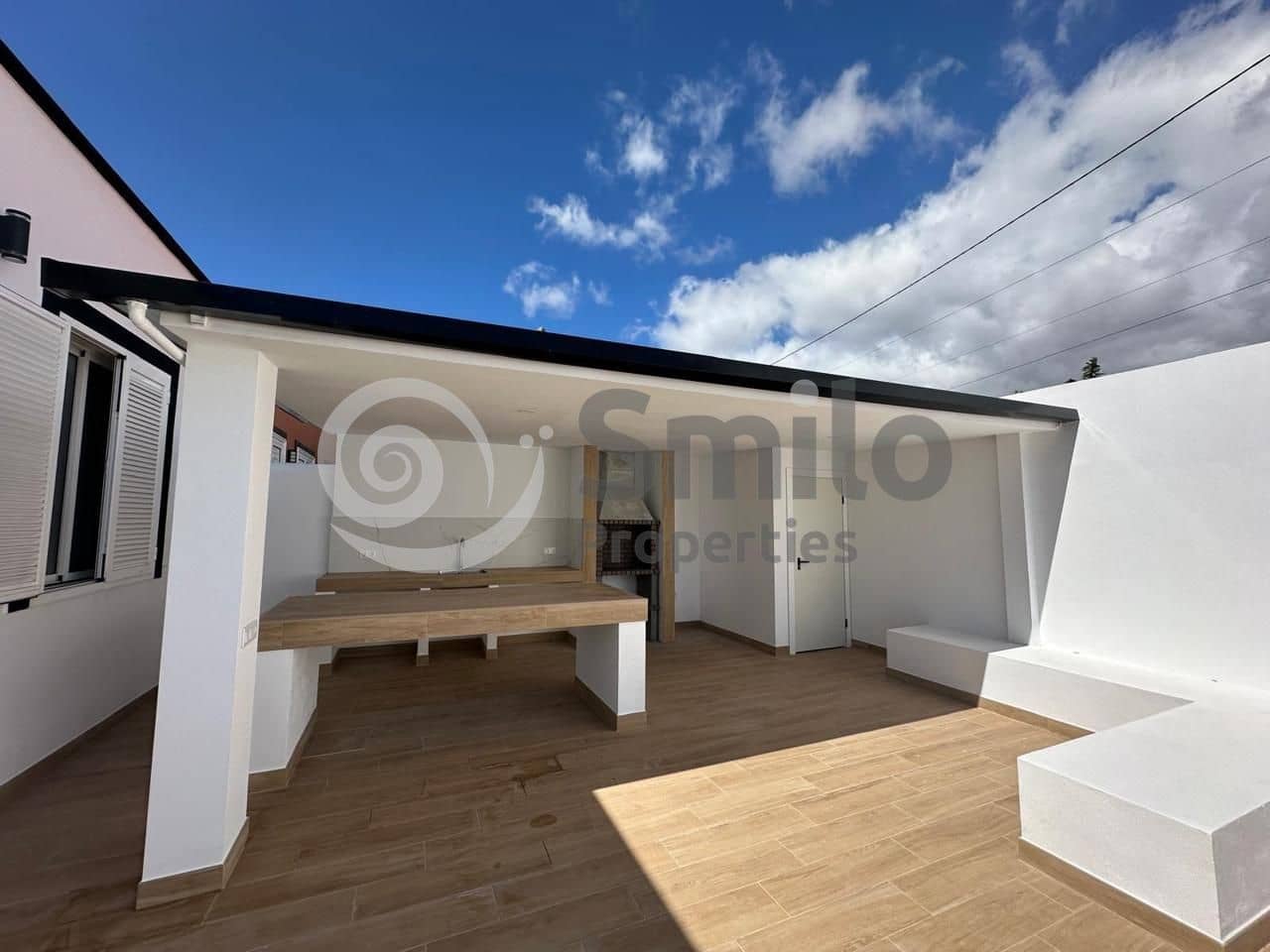 5 bedroom Villa for sale in Guargacho with pool garage - € 820,000 (Ref: 9452424)