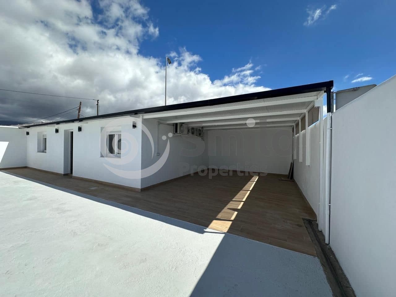 5 bedroom Villa for sale in Guargacho with pool garage - € 820,000 (Ref: 9452424)