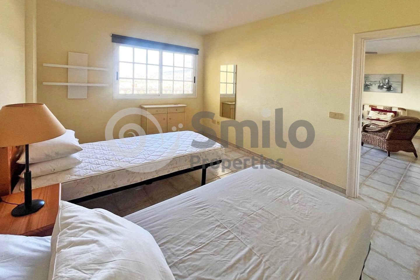 Piso de 2 habitaciones en Costa Adeje en venta con piscina - 479.000 € (Ref: 9453579)