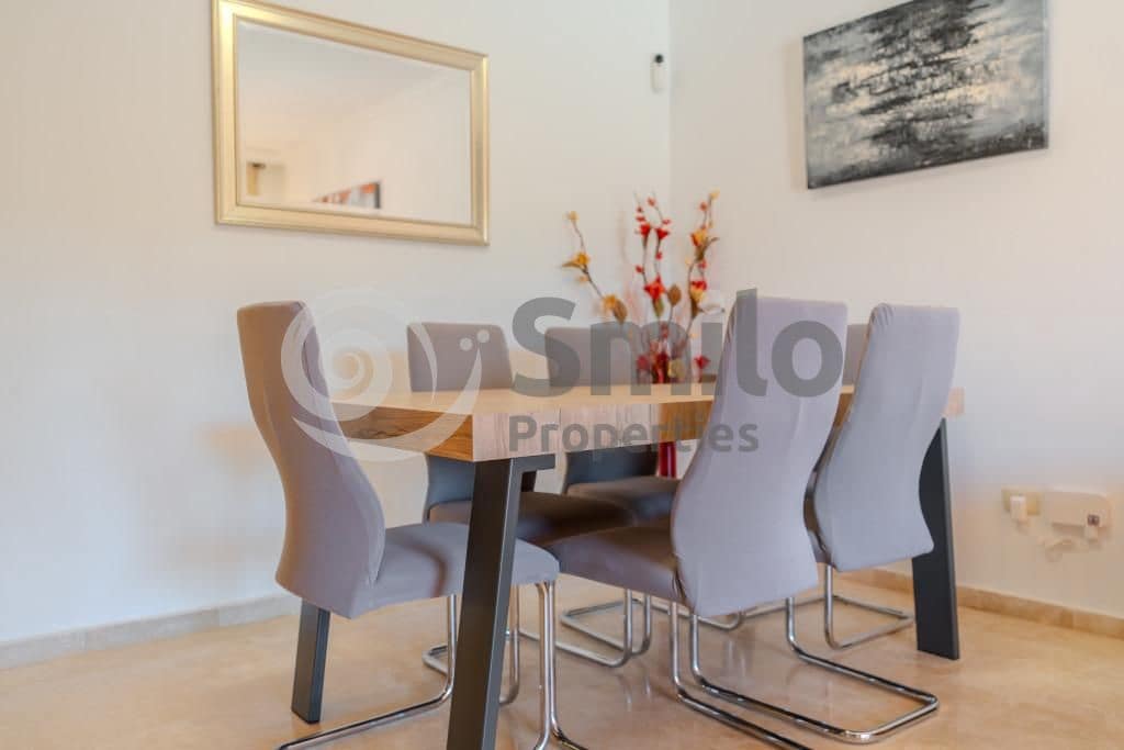 Chalet de 3 habitaciones en Adeje en venta con piscina garaje - 1.280.000 € (Ref: 9453674)