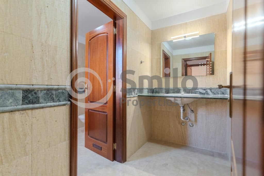 Chalet de 3 habitaciones en Adeje en venta con piscina garaje - 1.280.000 € (Ref: 9453674)